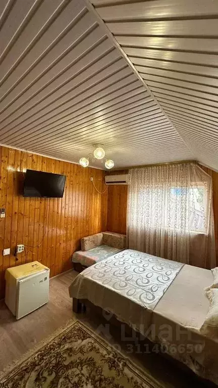 Комната Краснодарский край, Сочи Адлер жилрайон, ул. Чкалова, 45А - Фото 1