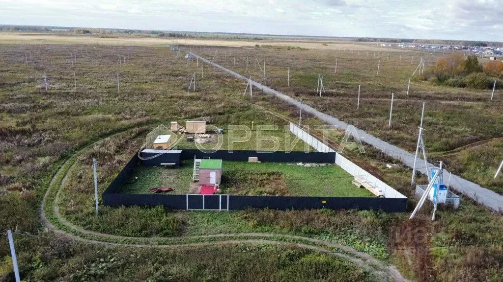 Участок в Тюменская область, Тюменский район, д. Малиновка ул. ... - Фото 1