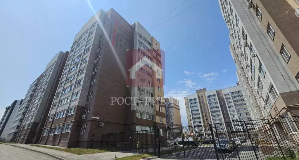 1-к кв. Саратовская область, Саратов ул. Имени Виктора Аржаного, 3А ... - Фото 0