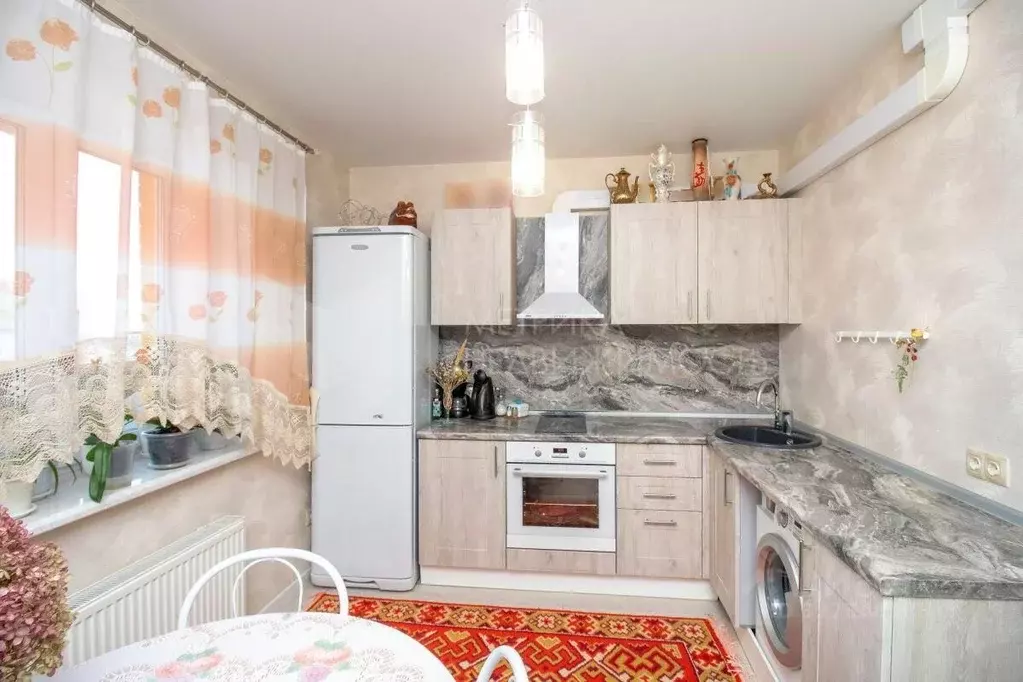 1-к кв. Тюменская область, Тюмень ул. Дружбы, 73к1 (39.2 м) - Фото 1