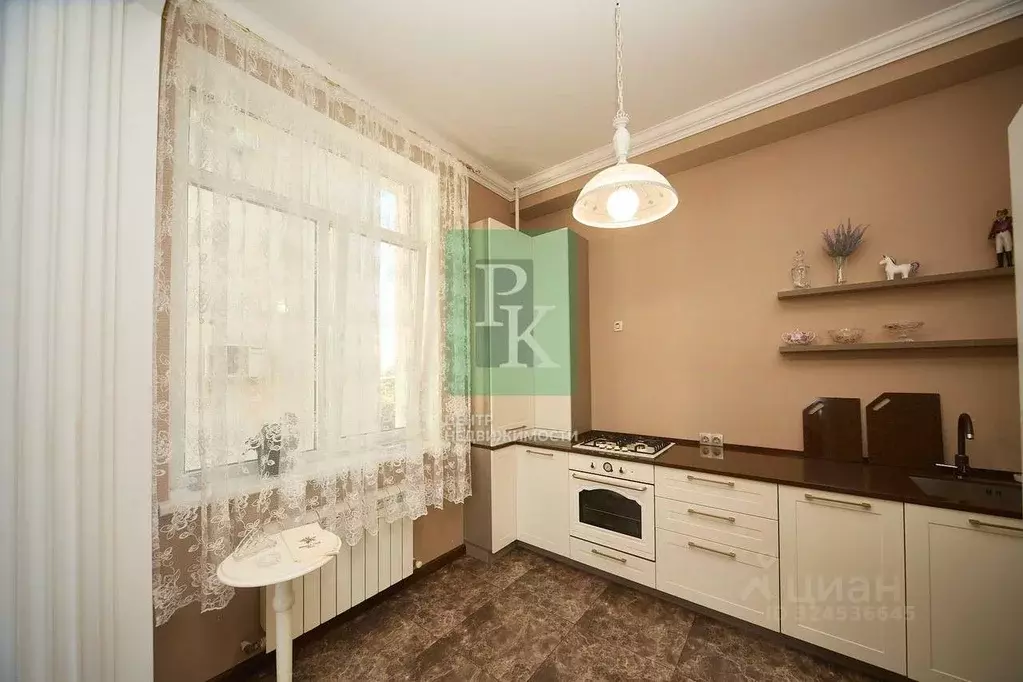 2-к кв. Севастополь ул. Щитовая, 26Б (100.0 м) - Фото 2