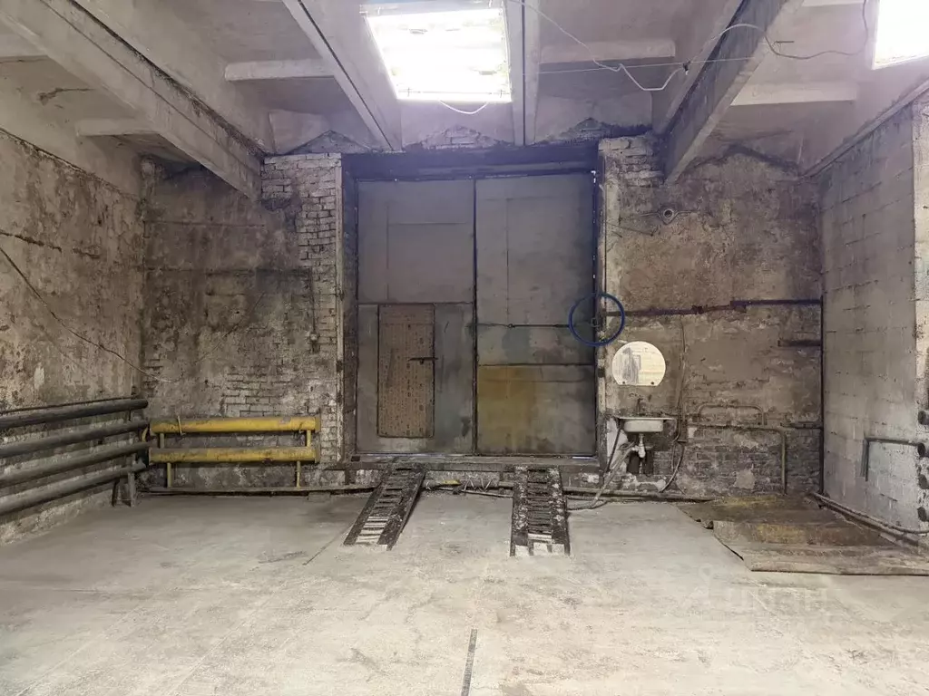 Помещение свободного назначения в Тюменская область, Тюмень ул. ... - Фото 2