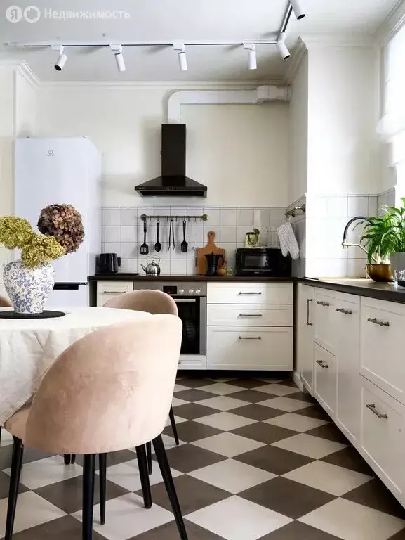 3-комнатная квартира: Санкт-Петербург, Мебельная улица, 35к2 (82.3 м) - Фото 2