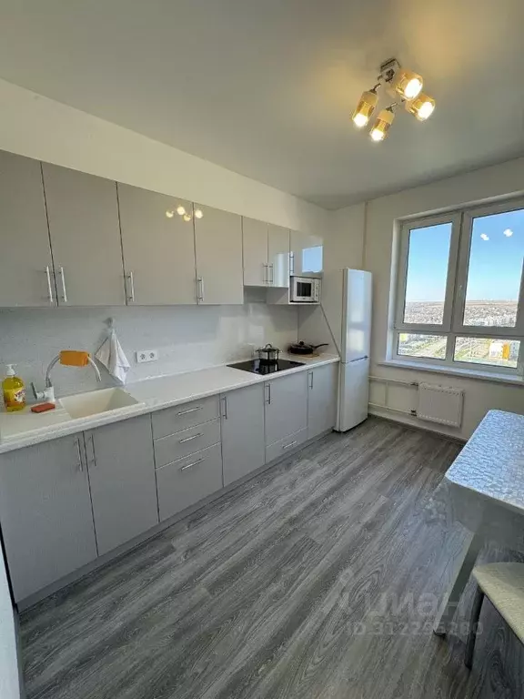 1-к кв. Волгоградская область, Волгоград ул. Степанищева, 4 (37.0 м) - Фото 1