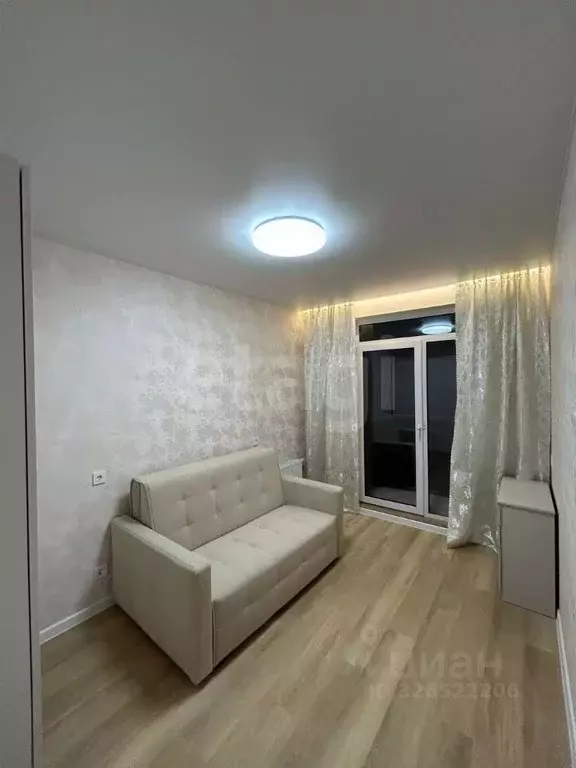 1-к кв. Тюменская область, Тюмень ул. Краснооктябрьская, 16к1 (33.5 м) - Фото 2