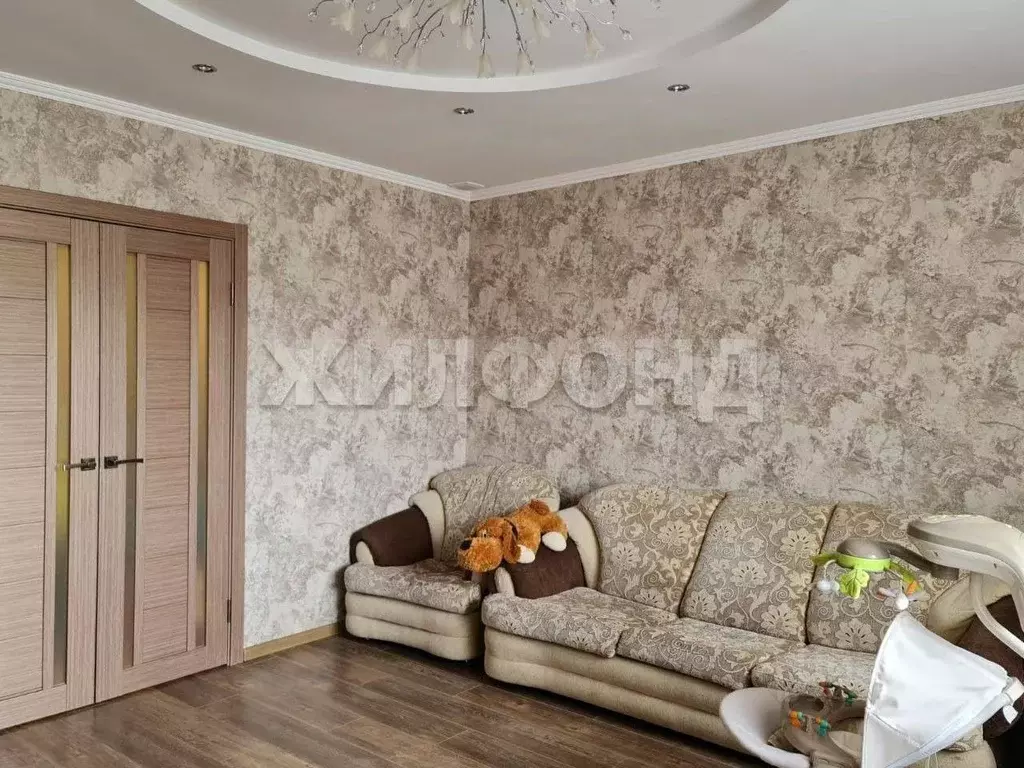 4-к кв. Хакасия, Абакан Аскизская ул., 216 (76.2 м) - Фото 1