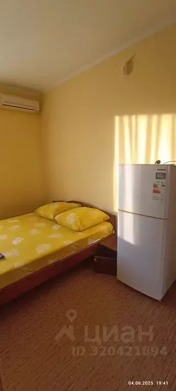 Комната Крым, Сакский район, с. Штормовое ул. 60 лет Октября, 34 - Фото 2