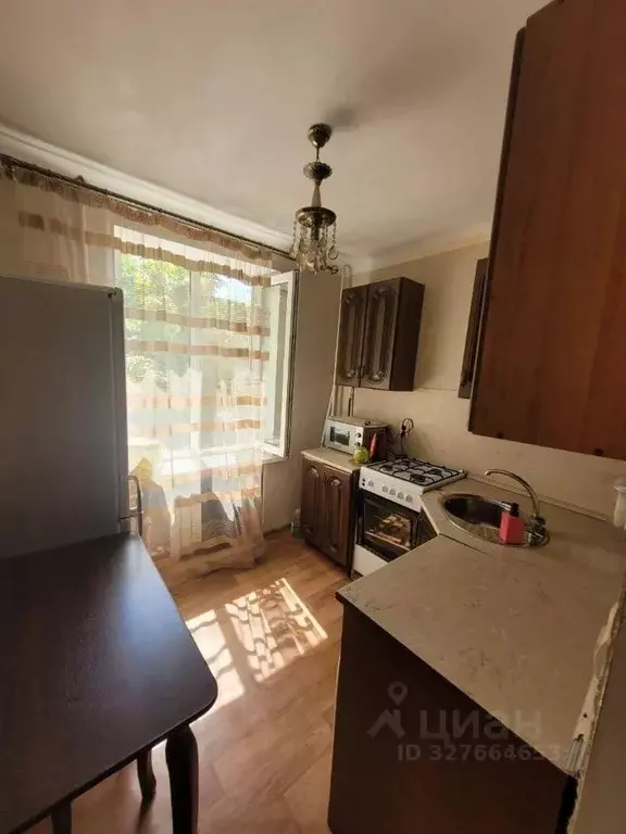 2-к кв. Дагестан, Каспийск ул. Орджоникидзе, 23 (43.0 м) - Фото 1