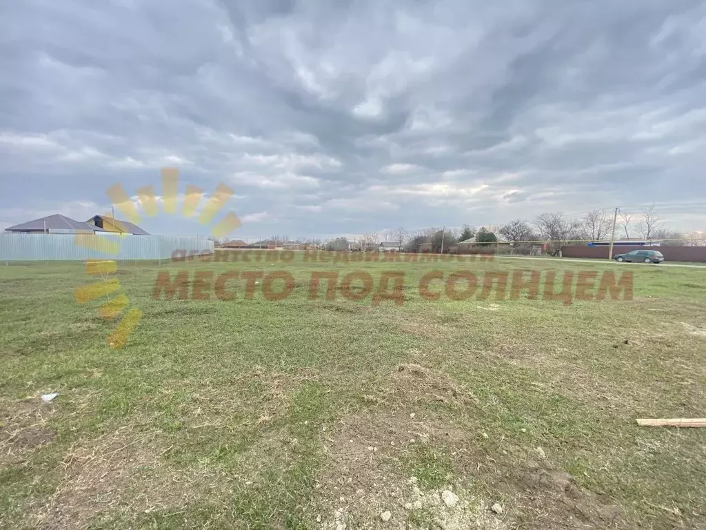 Участок в Краснодарский край, Ейский район, Кухаривское с/пос, ... - Фото 1