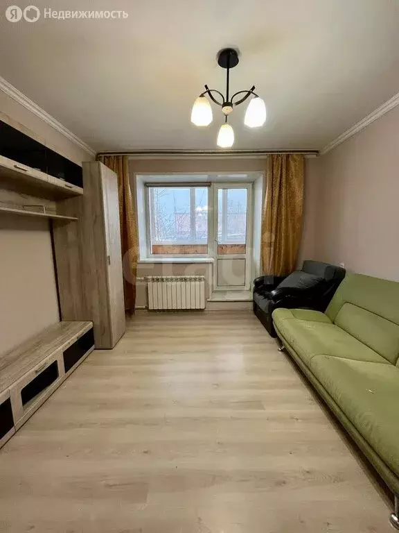 3-комнатная квартира: Улан-Удэ, улица Пугачёва, 17 (67 м) - Фото 0