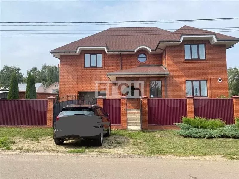 Дом 240м на участке 6сот. - Фото 0