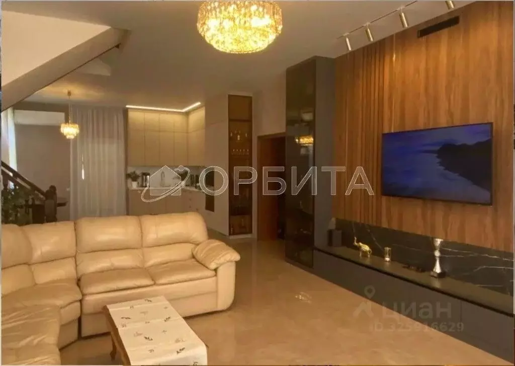 Дом в Тюменская область, Тюмень Радужная ул., 37 (200 м) - Фото 2