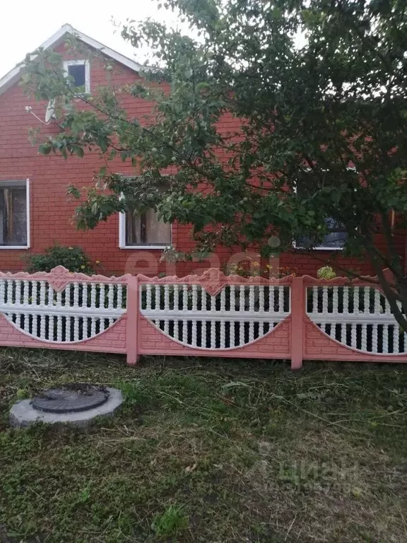 Дом в Курская область, Льговский район, Селекционный сельсовет, д. ... - Фото 1