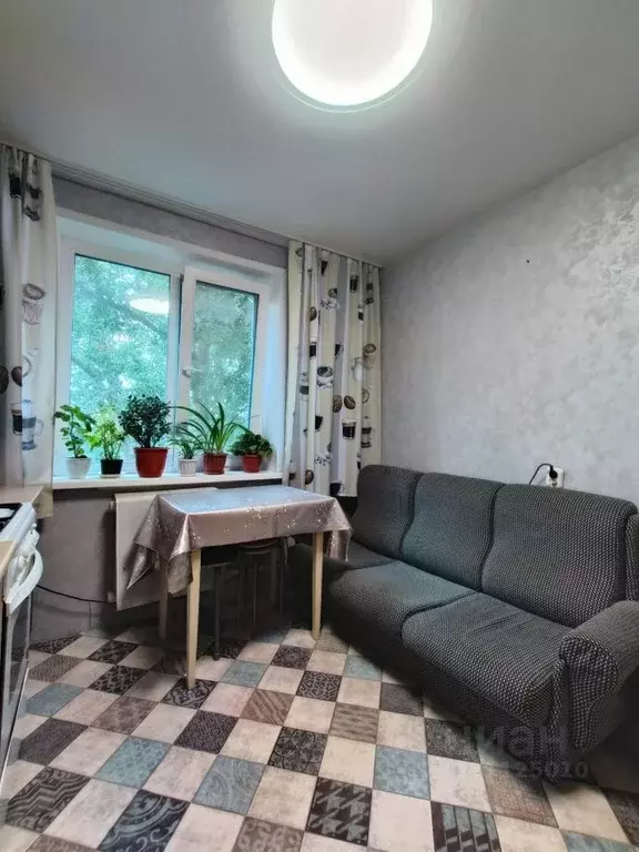 1-к кв. Саратовская область, Саратов Топольчанская ул., 3а (32.7 м) - Фото 2