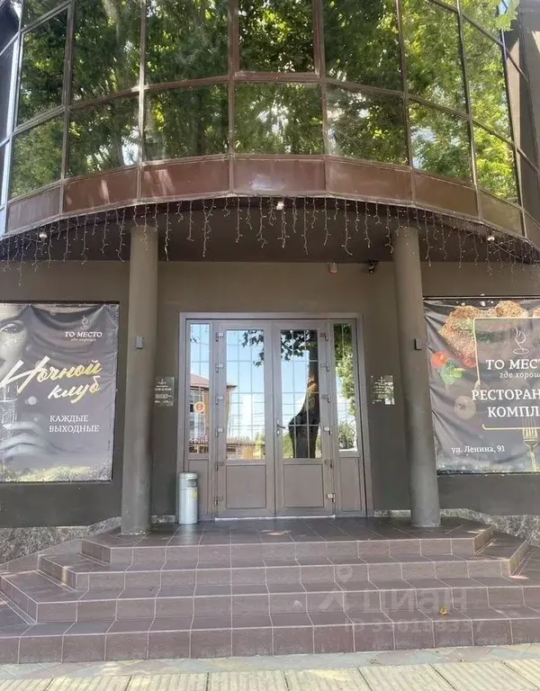 Помещение свободного назначения в Краснодарский край, Усть-Лабинск ул. ... - Фото 1
