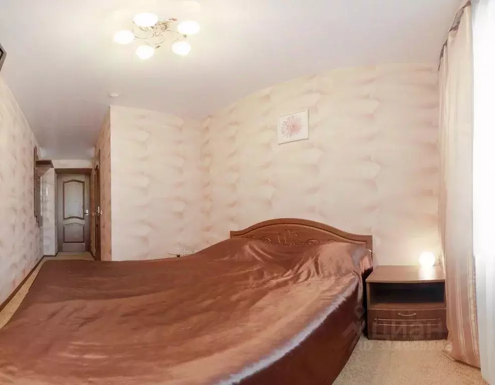 Комната Свердловская область, Екатеринбург ул. Ключевская, 18 (12.0 м) - Фото 1