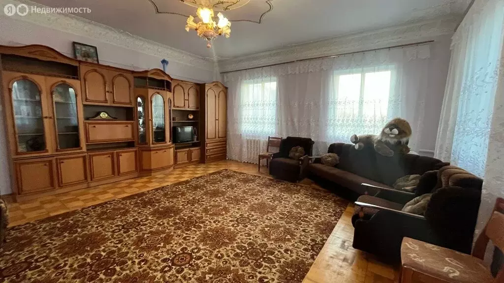 Дом в Лабинск, улица Воровского (183 м) - Фото 2