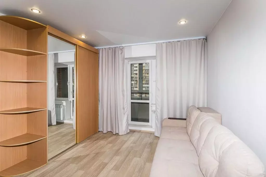 Студия Иркутская область, Иркутск Дальневосточная ул., 29/2 (28.0 м) - Фото 1