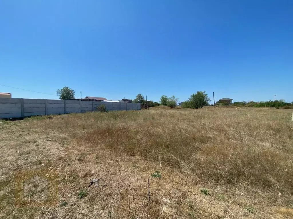 Участок в Крым, Сакский район, Штормовское с/пос, Дружба-2 СНТ ул. ... - Фото 1