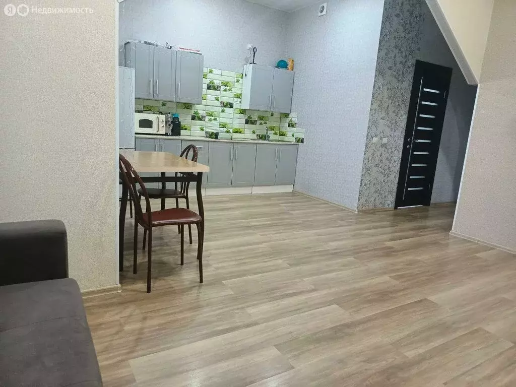 Квартира-студия: Омск, улица Крупской, 13А (38.6 м) - Фото 0