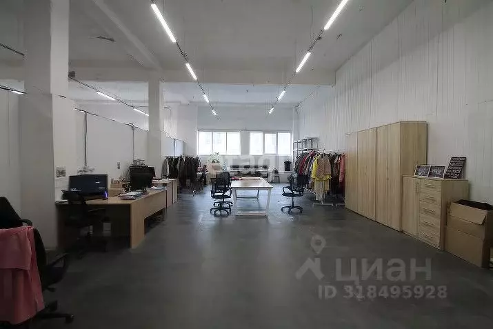 Офис в Свердловская область, Екатеринбург ул. Новинская, 2В (230 м) - Фото 0