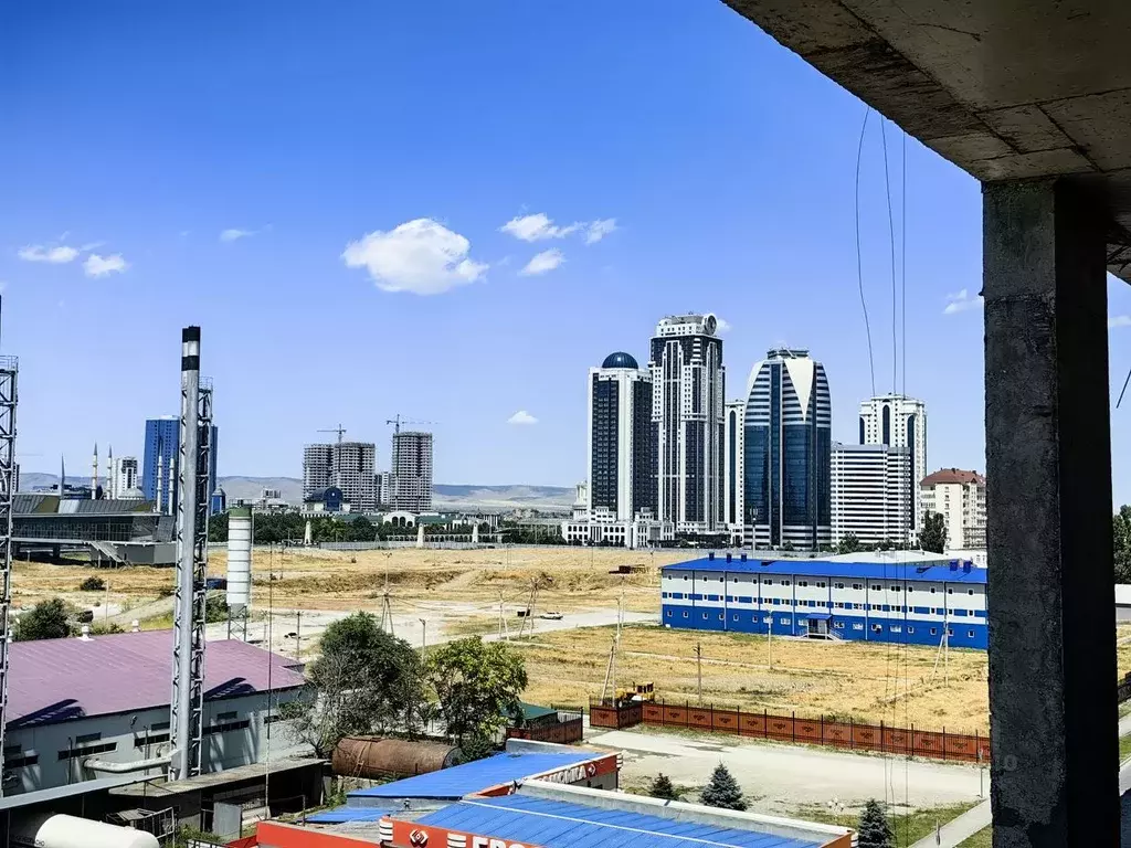 2-к кв. Чеченская республика, Грозный ул. В.А. Кан-Калика, 55 (98.0 м) - Фото 1