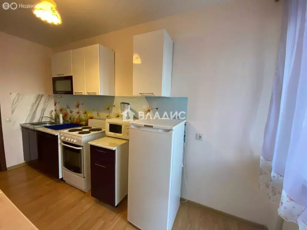 1-комнатная квартира: Тобольск, 7-й микрорайон, 48 (28 м) - Фото 2
