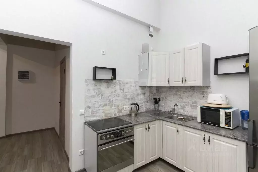 2-к кв. Тюменская область, Тюмень ул. Федюнинского, 58к2 (53.0 м) - Фото 1