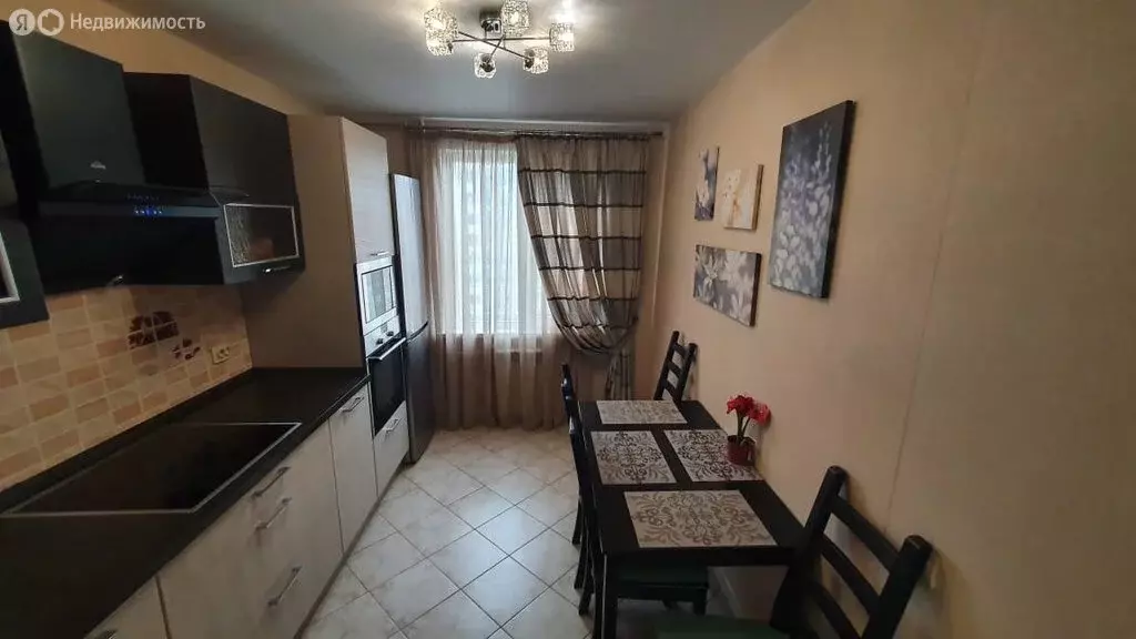 2-комнатная квартира: Екатеринбург, Родонитовая улица, 17 (53.5 м) - Фото 1