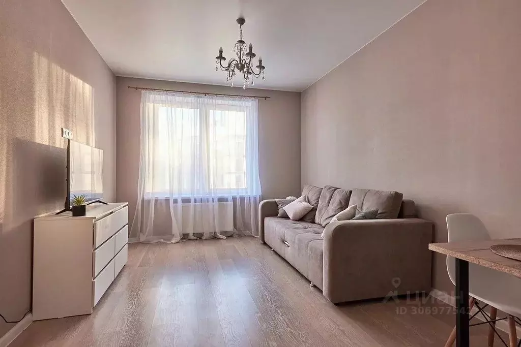 2-к кв. Татарстан, Казань ул. Николая Ершова, 65Б/2 (64.0 м) - Фото 0