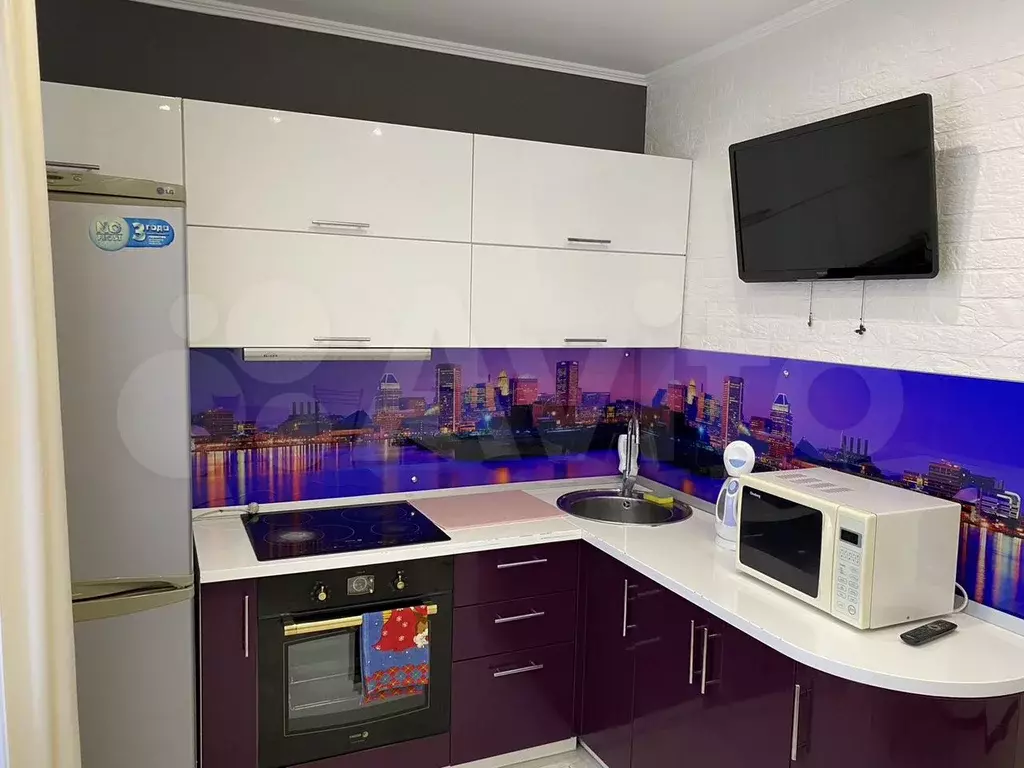 1-к. квартира, 38 м, 3/9 эт. - Фото 1