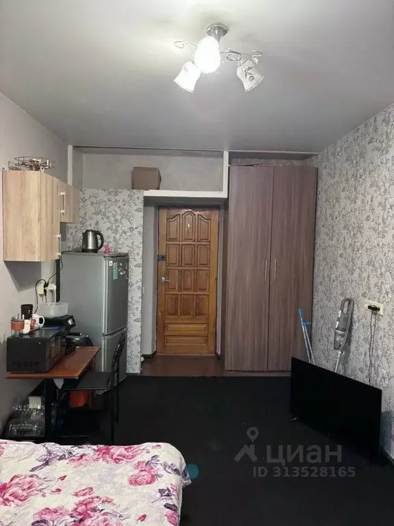 Комната Свердловская область, Екатеринбург ул. Циолковского, 61 (16.2 ... - Фото 1
