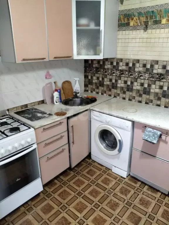 3-к кв. Коми, Сыктывкар ул. Кутузова, 13 (66.9 м) - Фото 1