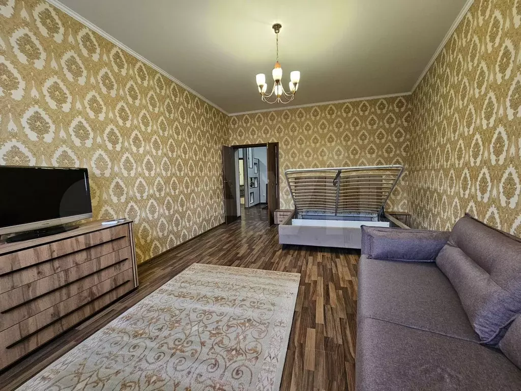 1-к. квартира, 58 м, 5/8 эт. - Фото 1