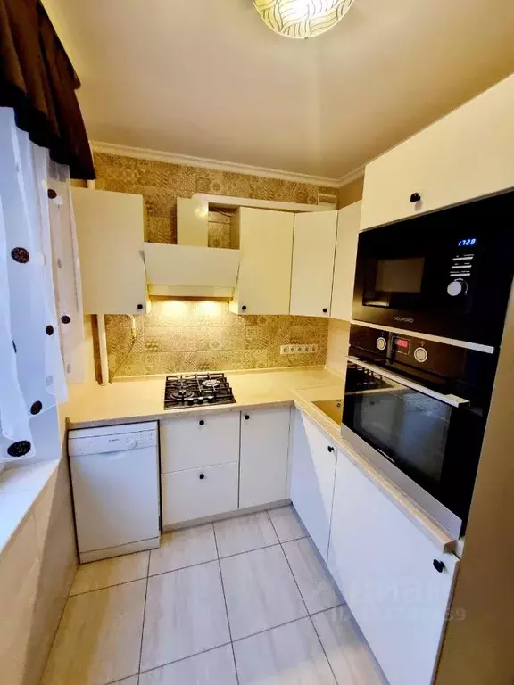 3-к кв. Москва Болотниковская ул., 42К1 (80.0 м) - Фото 2