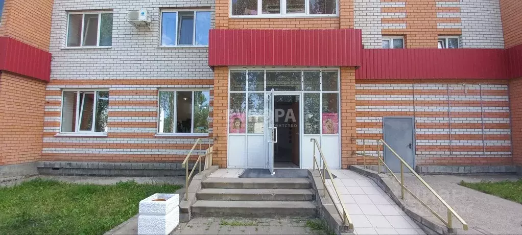 Торговая площадь в Ульяновская область, Ульяновск ул. Карбышева, 2а ... - Фото 1