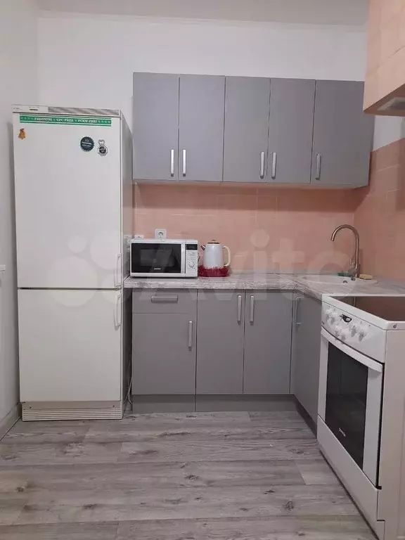 1-к. квартира, 42 м, 11/17 эт. - Фото 0