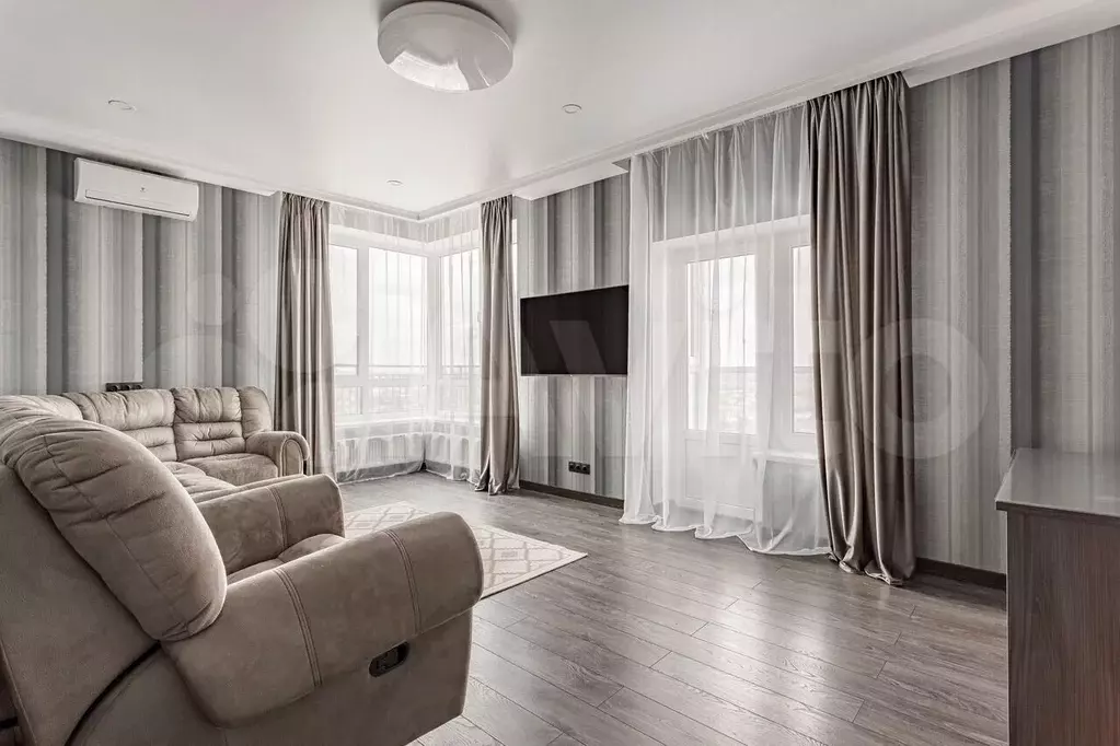 2-к. квартира, 61 м, 23/25 эт. - Фото 0