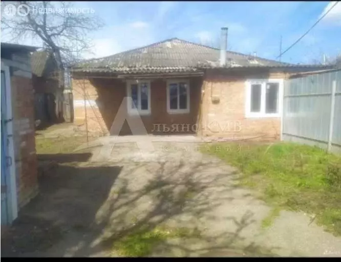 Дом в Георгиевск, Красноармейская улица (28.2 м) - Фото 1