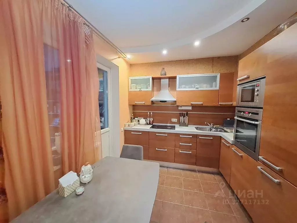 3-к кв. Москва ул. Каховка, 18к1 (95.6 м) - Фото 2