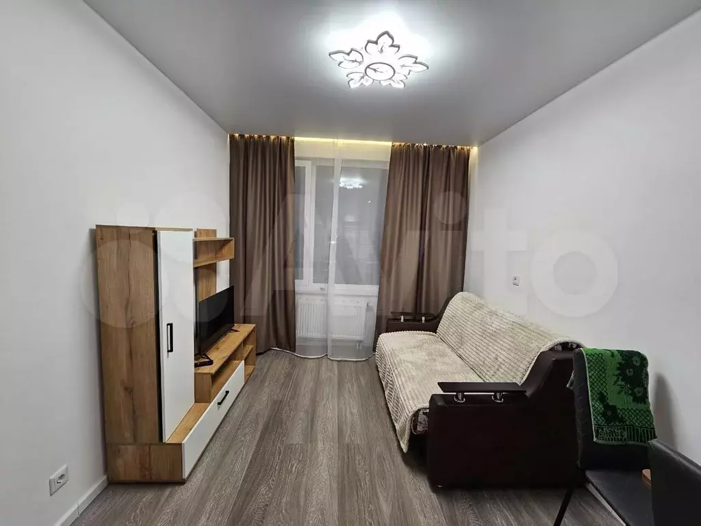 1-к. квартира, 37 м, 2/4 эт. - Фото 0