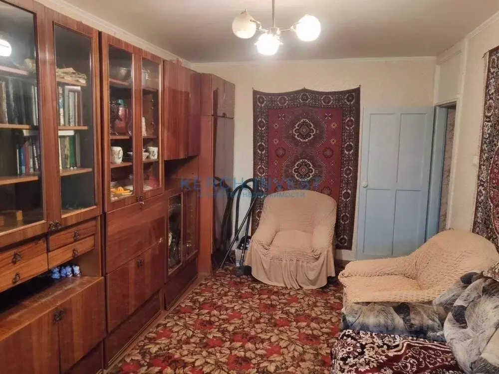2-к кв. Крым, Керчь Аршинцево мкр, ул. Победы, 15 (43.2 м) - Фото 1