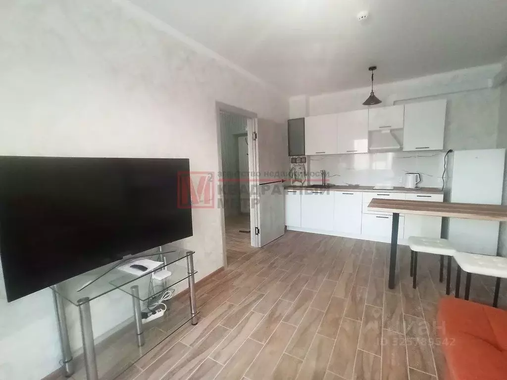 1-к кв. Белгородская область, Старый Оскол Космос мкр, 11А (43.0 м) - Фото 1