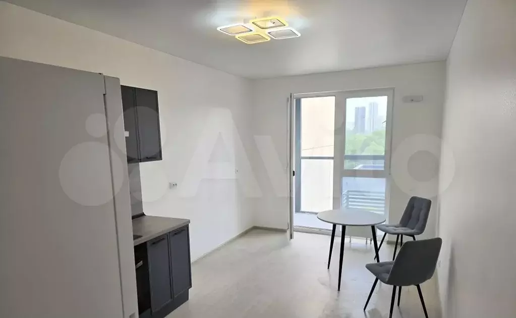2-к. квартира, 50 м, 4/24 эт. - Фото 1