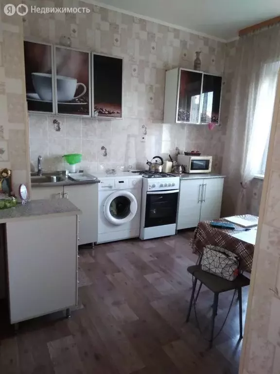 1-комнатная квартира: Астрахань, Жилая улица, 5 (44 м) - Фото 0