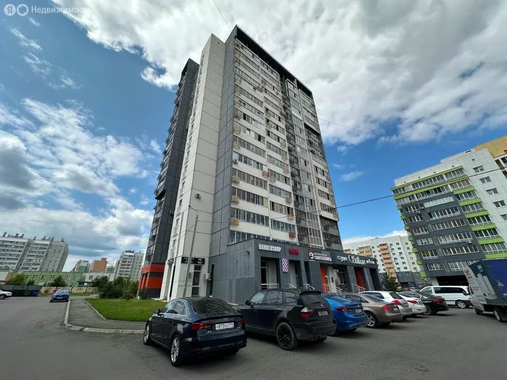 Квартира-студия: Челябинск, улица Братьев Кашириных, 164 (34 м) - Фото 1