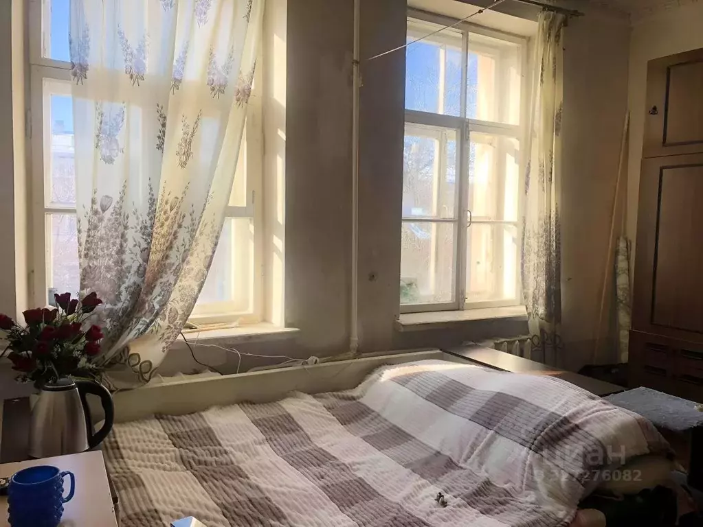 Комната Санкт-Петербург 14-я Васильевского острова линия, 9 - Фото 2