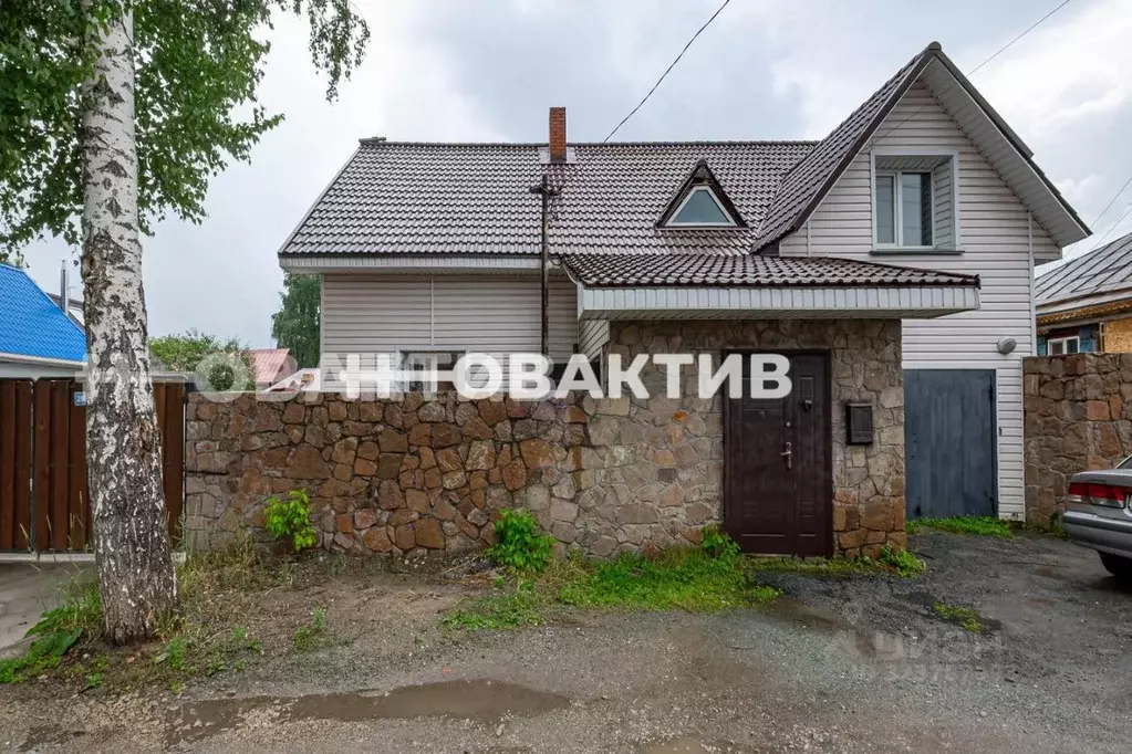 Дом в Новосибирская область, Новосибирск Молдавская ул., 26 (192 м) - Фото 1