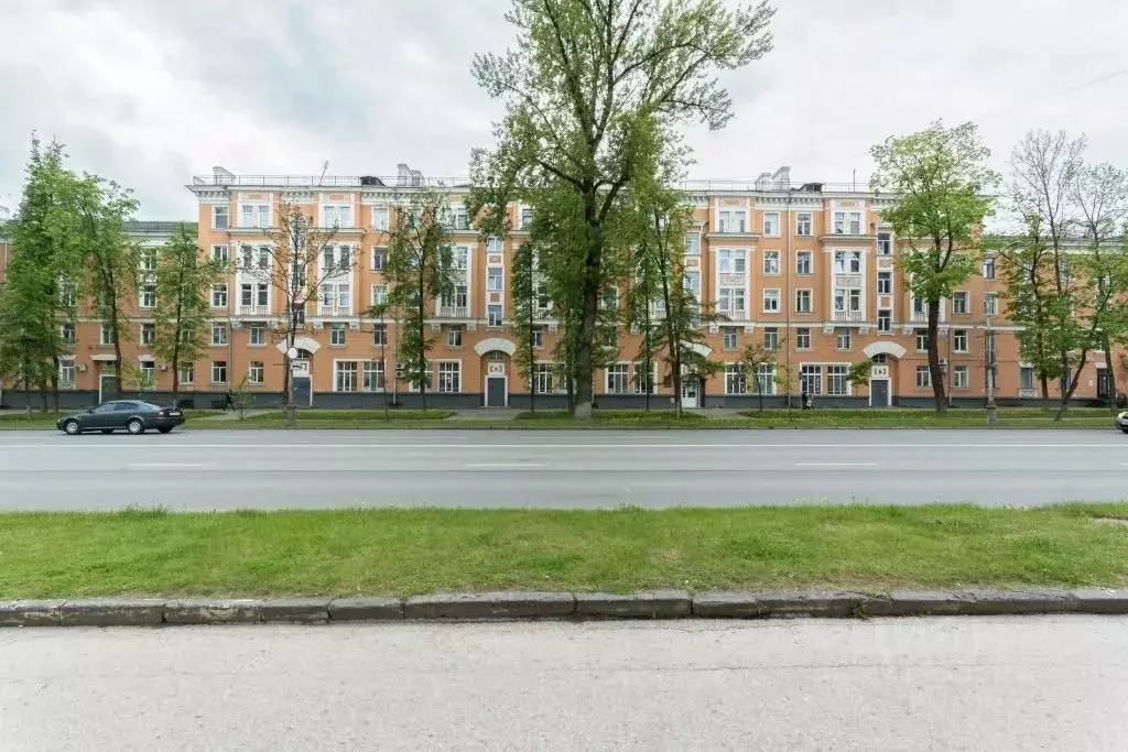 2-к кв. Кировская область, Киров Октябрьский просп., 29 (60.0 м) - Фото 2