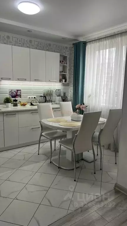 2-к кв. Краснодарский край, Краснодар ул. Цезаря Куникова, 35 (60.4 м) - Фото 1